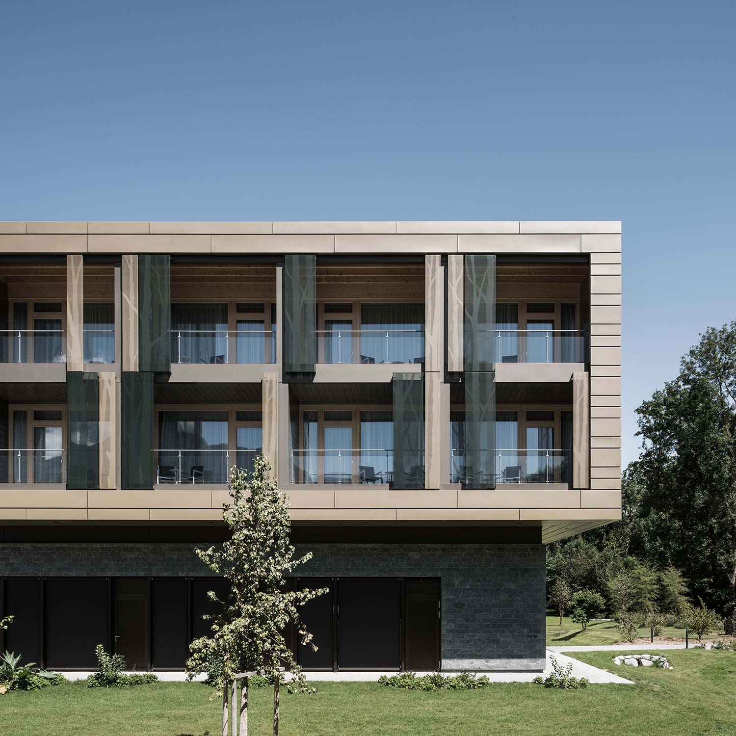 HMS Architekten AG Spiez Unterseen Hotel Deltapark Vitalresort Gwatt bei Thun